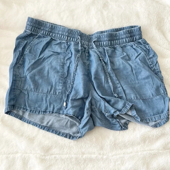 Summer Blue shorts and top bundle lot (2 shorts, 1 top) - Picture 2 of 9